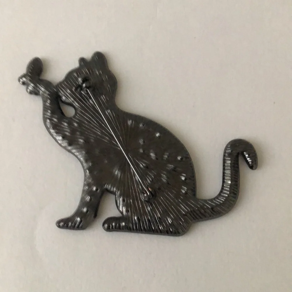 Rhinestone Cat Brooch - Picture 2 of 5
